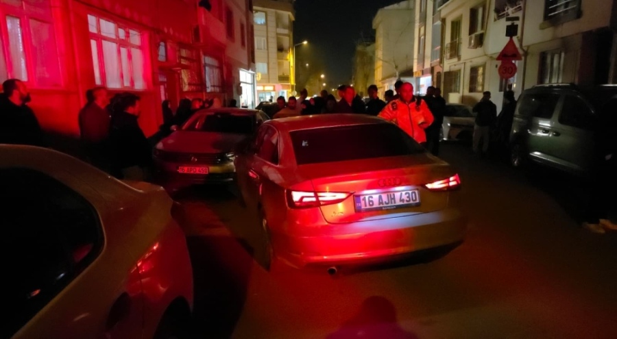 Bursa'da polisten kaçan ehliyetsiz sürücü, kaza yapınca yakalandı