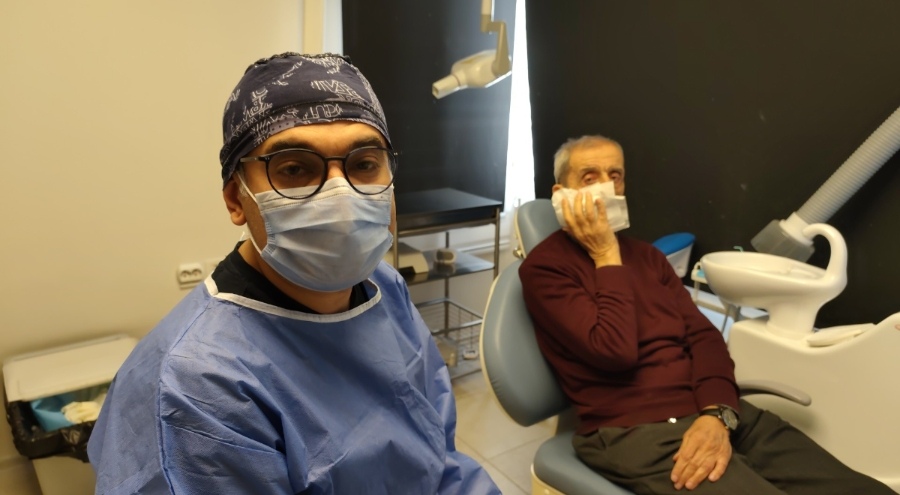 83 yaşında 20'lik dişi çıktı