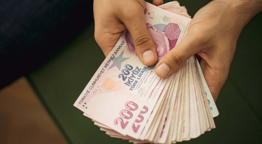 Hükümet kanadından asgari ücret açıklaması!