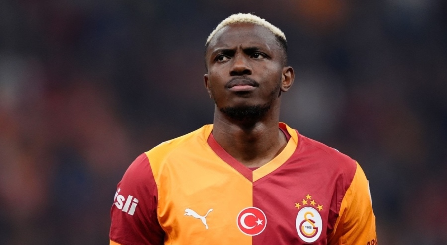 William Gallas'tan Osimhen çağrısı: 'Zirveye taşıyabilecek bir oyuncu'