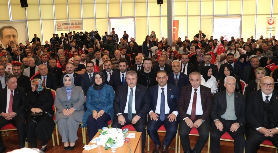 BBP Genel Başkanı Destici, partisinin Bursa İl Kongresi'nde konuştu