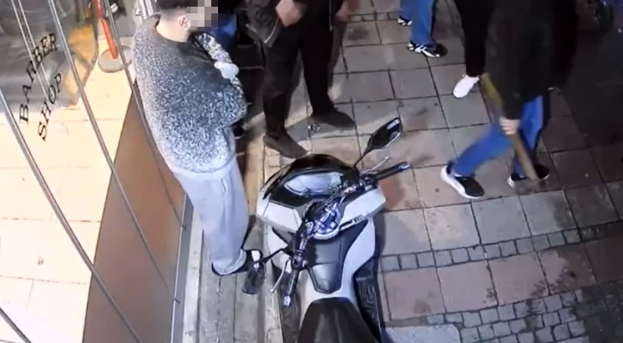 İstanbul'da kuaför dükkanına baltalı saldırı