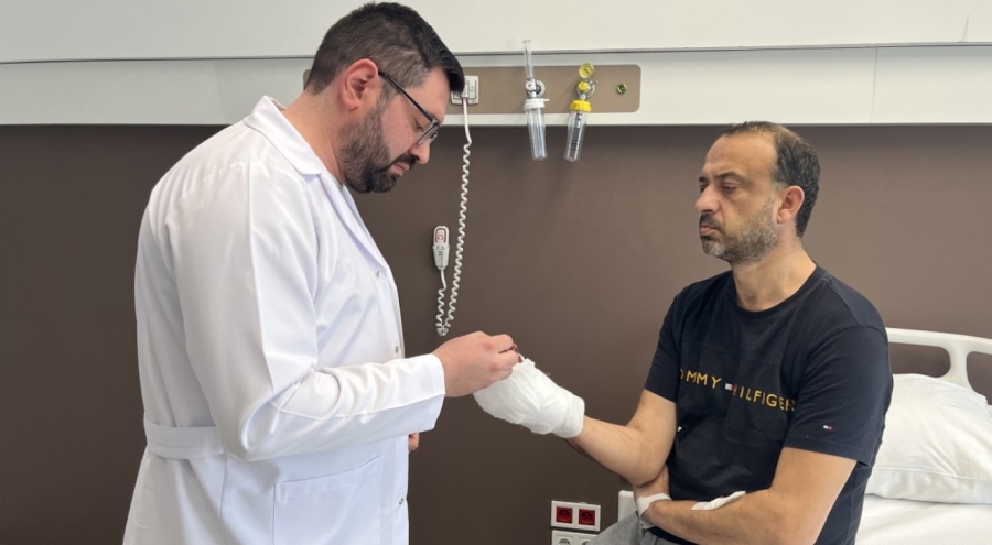 Bursa'da zamanla yarış: Bulgaristan'dan gelen adamın kopan parmağı kurtarıldı