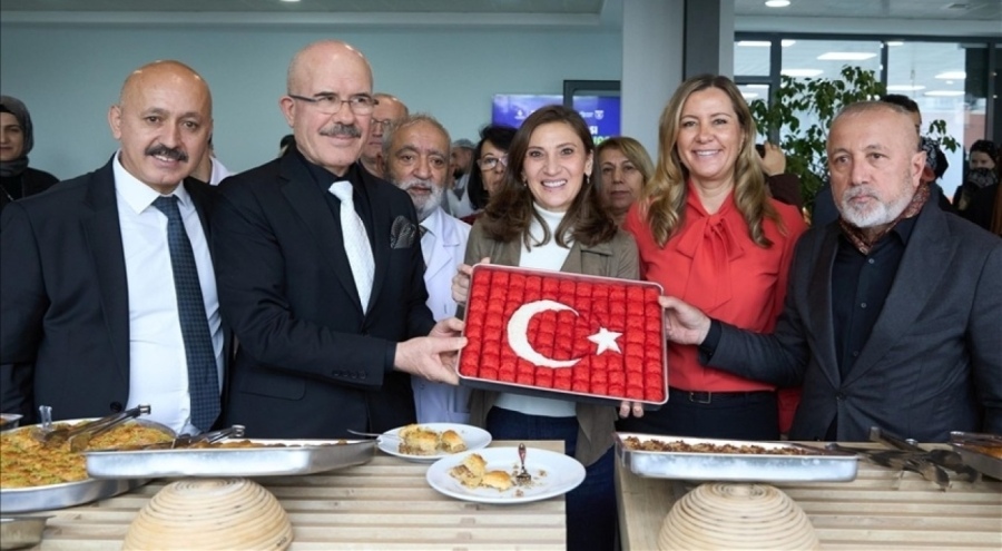 Kadın ustalardan en iyi baklava yarışı