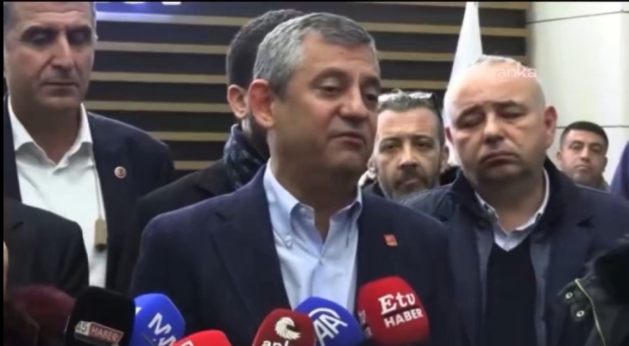 Özel'den Gülşah Durbay'ın ailesine ziyaret: 'Kendi evladımı kaybetmiş gibiyim'