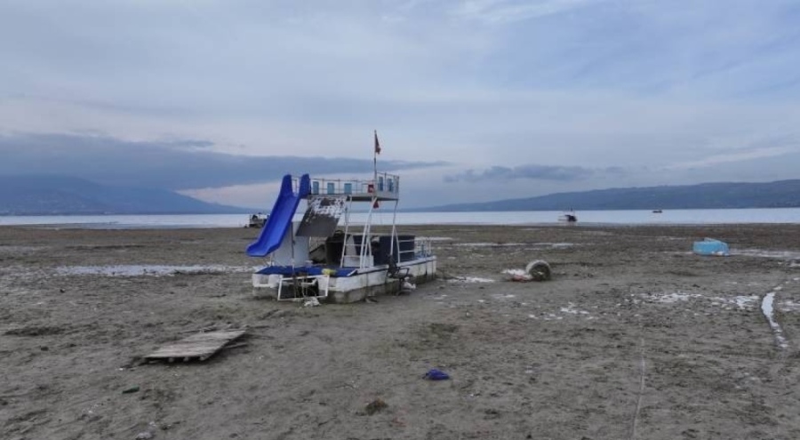 Sapanca Gölü'nde su seviyesi kritik eşikte!