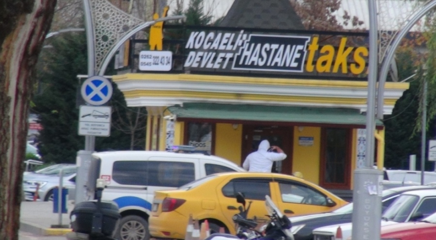 Taksi durağında dehşet saçan şahıs etkisiz hale getirildi