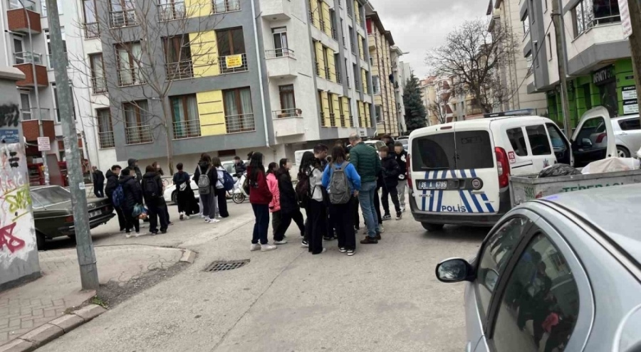 Eskişehir'de 12 yaşındaki çocuğu bıçaklayan 4 çocuk yakalandı