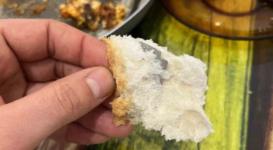 Nevşehir'de ekmeğin içinden çıkan şoke etti!