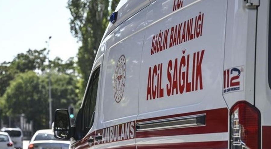 Feci ölüm: Evinin çatısından yere çakıldı