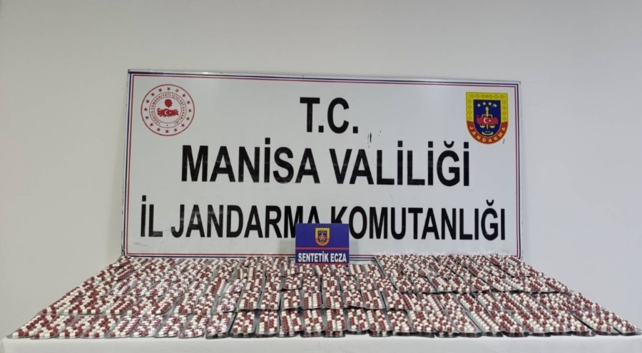 Manisa'da 3 bin 644 sentetik ecza ele geçirildi
