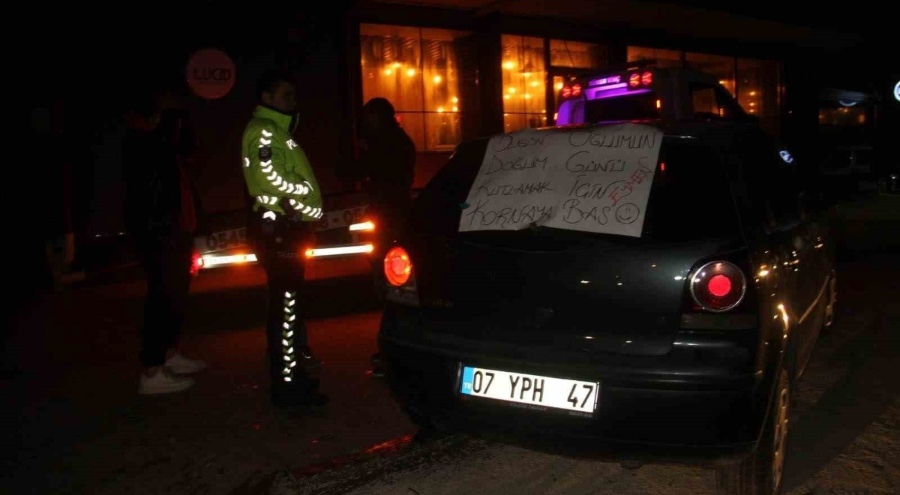 Doğum günü yolunda kaza: 4 kişi yaralandı