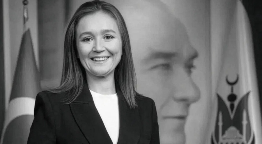 AK Parti'den 'Şehzadeler Belediyesi' kararı