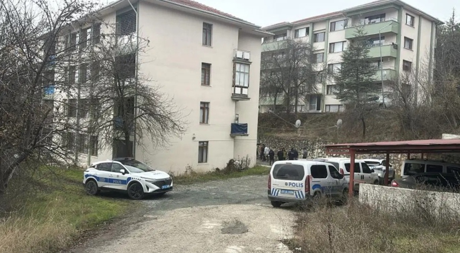 Silahla kendini vuran orman muhafaza memuru hayatını kaybetti