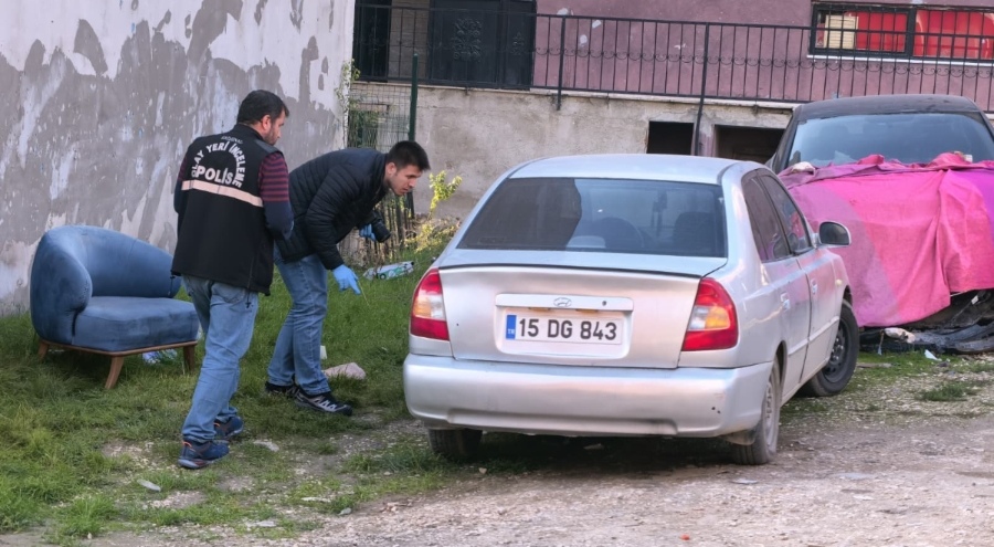 Bursa'da emanet ettiği aracı, kurşunlanmış halde buldu!