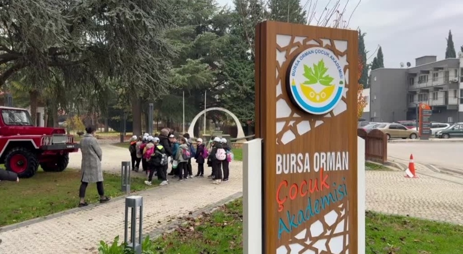 Bursa Orman Çocuk Akademisi'nde binlerce çocuğa doğa sevgisi aşılandı