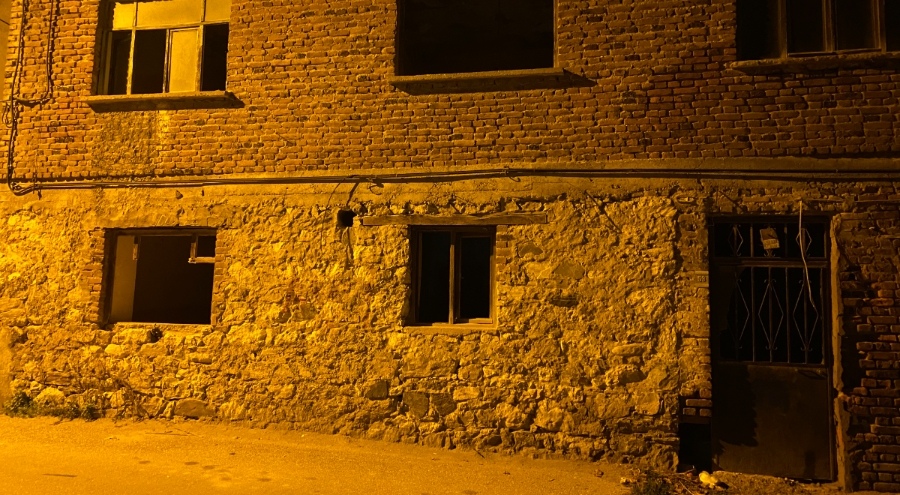 Bursa'da 80 yaşındaki adam yaşadığı metruk evde ölü bulundu