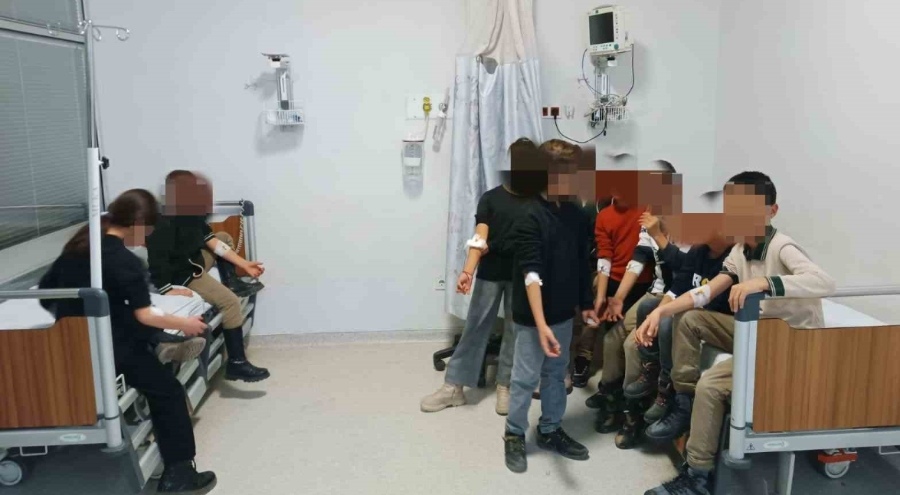 Okulda rahatsızlanan 23 öğrenci hastanelik oldu