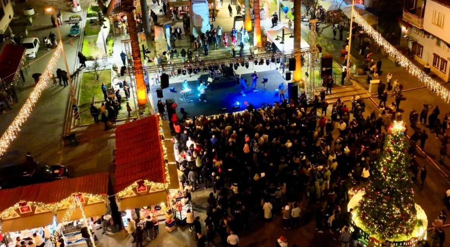 Mudanya'da yeni yıl ve aralık pazarı kapılarını açtı