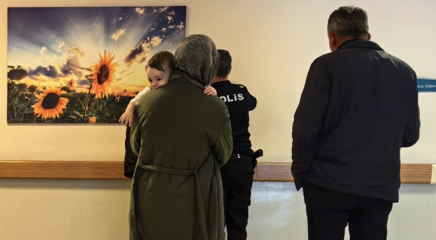 Bursa'da akciğerine fıstık kaçan bebek hastanelik oldu