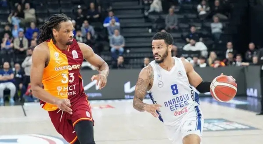 Anadolu Efes, Galatasaray MCT Technic'i mağlup etti