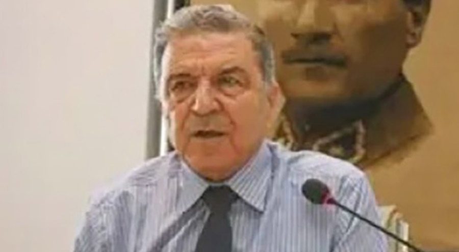 Çeşme'nin eski Belediye Başkanı Faik Tütüncüoğlu hayatını kaybetti