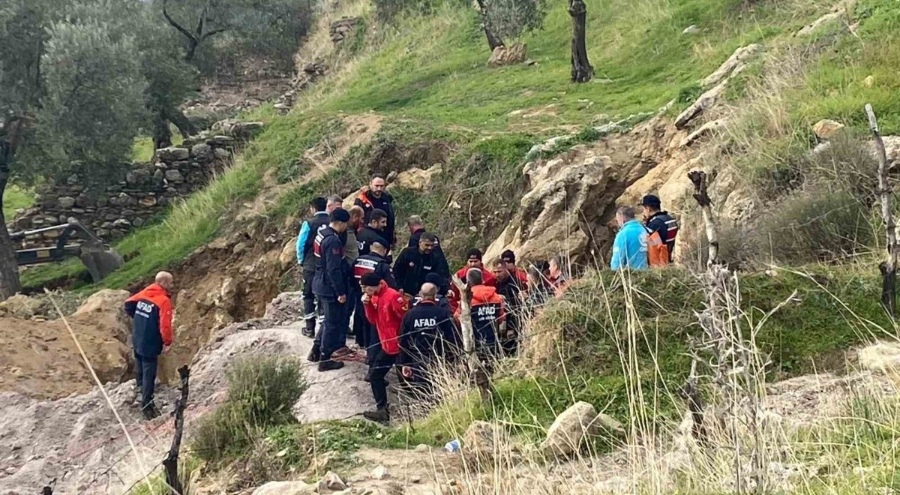 Define ararken tünelde mahsur kaldı, ekipler seferber oldu