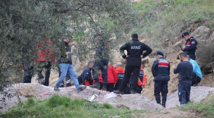 Kazdığı tünelde mahsur kalan kişi ölü olarak bulundu