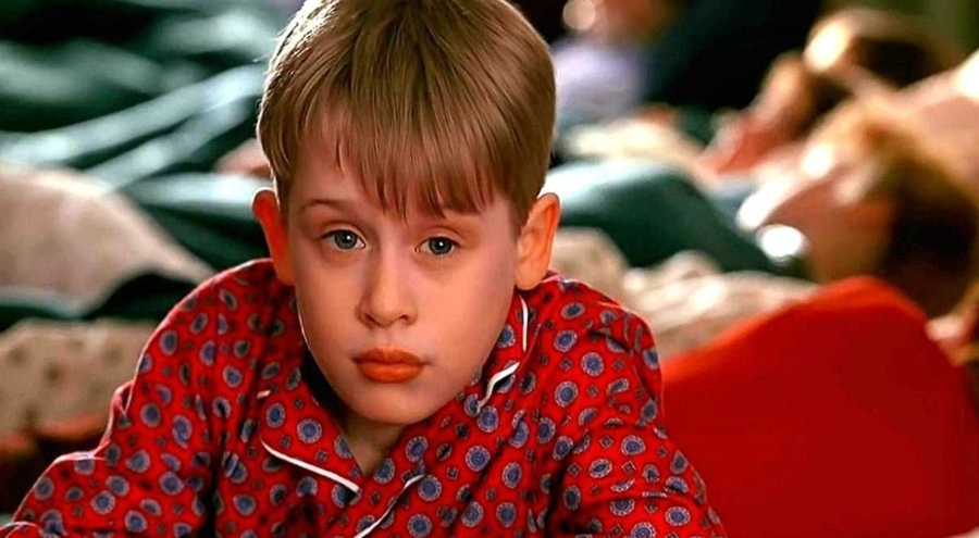 'Evde Tek Başına' oyuncuları 35 yıl sonra bir araya geldi