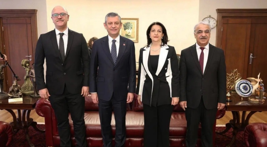 Özgür Özel'den 'Leyla Zana' açıklaması: 'Bu topraklara yakışmaz'