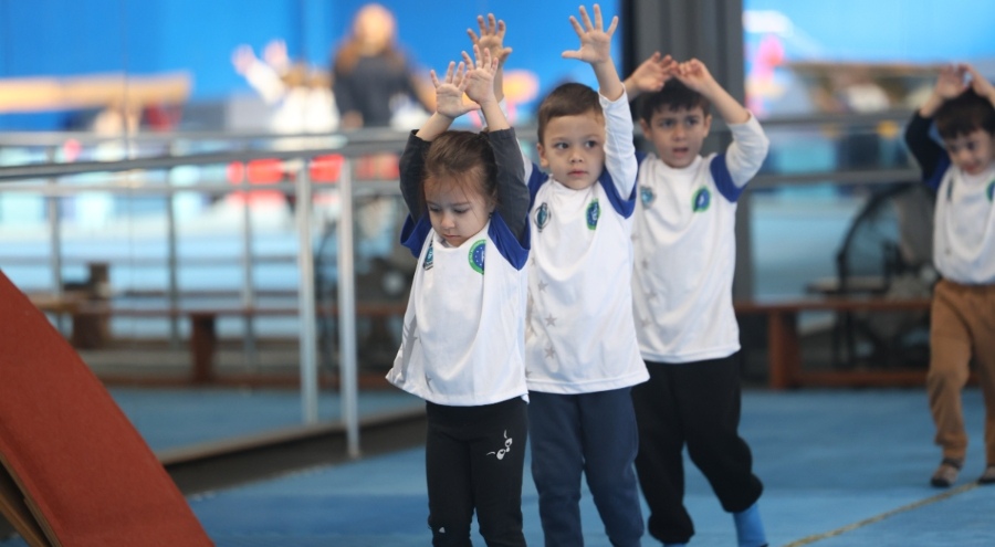 Bursa Büyükşehir Belediyesi'nin Kış Spor Okulları'nda sağlıklı nesiller yetişiyor