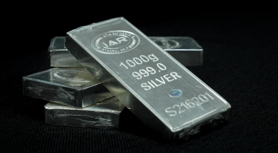 Kıymetli metaller yeni haftaya rekorlarla başladı