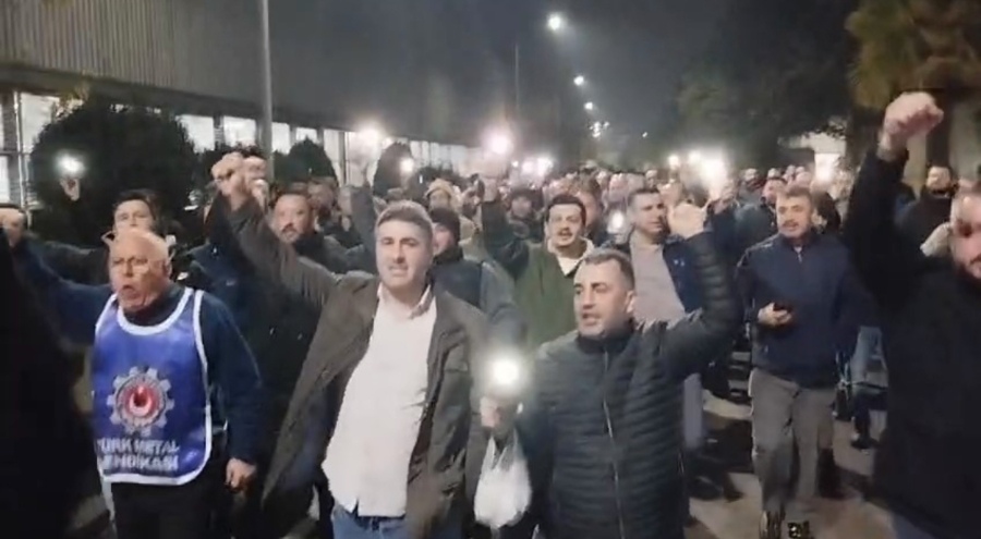 Bursa'da Bosch işçilerinden ışıklı isyan