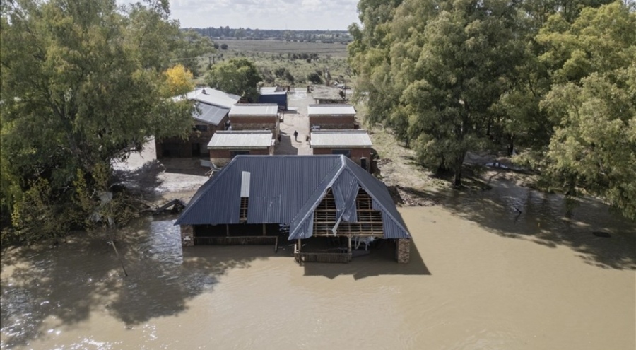 Güney Afrika'da sel nedeniyle 4 kişi öldü