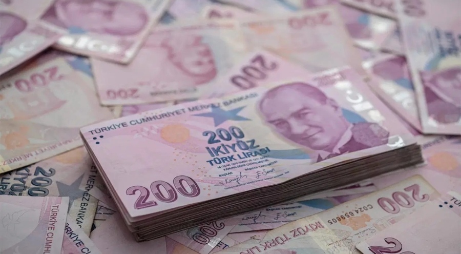 Gençler borçla yaşıyor: Bir sonraki maaş ipotek altında