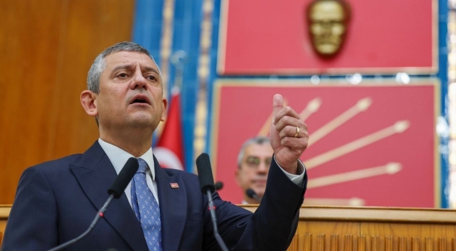 CHP lideri Özgür Özel: "Hepimizi bundan kurtarmaya davet ediyorum"