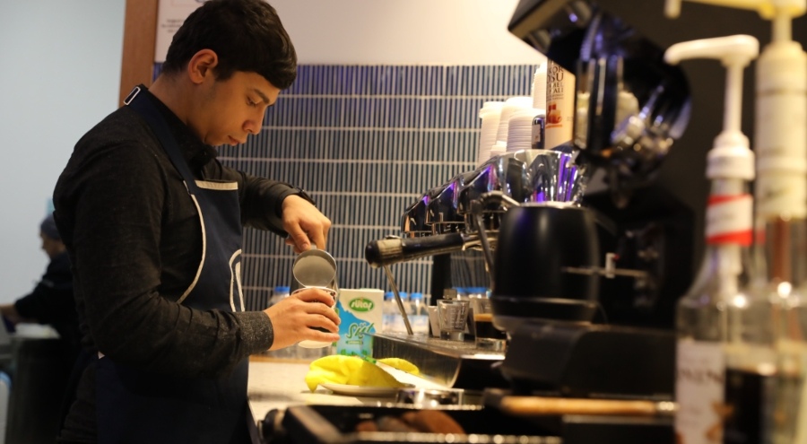 Bursa Büyükşehir'de engeller sevgiyle aşılıyor