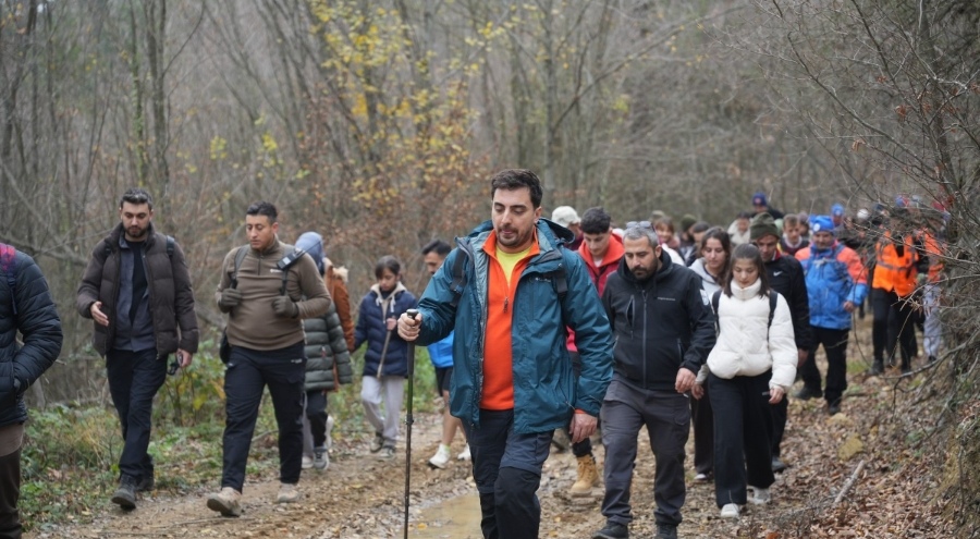 Yenişehir'de 12 kilometrelik doğa yürüyüşü gerçekleştirildi