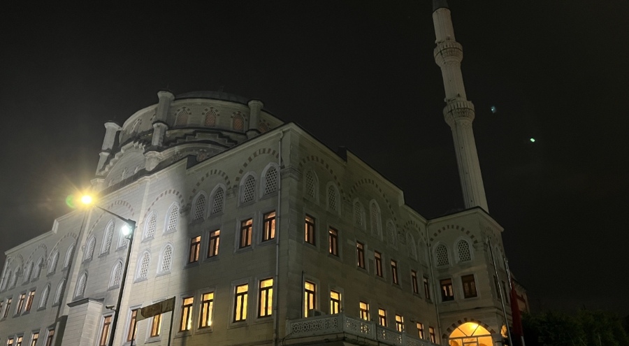 İstanbul'da yaşlı adam cami tuvaletinde ölü bulundu