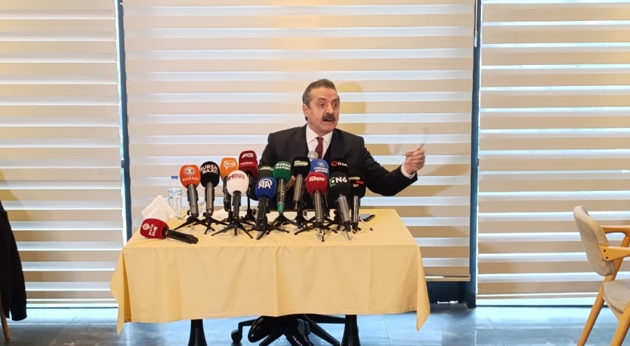 Faruk Çelik: "Bursaspor bir şehir takımıdır, Bursa sahip çıkmazsa bu kulüp ayakta kalamaz"