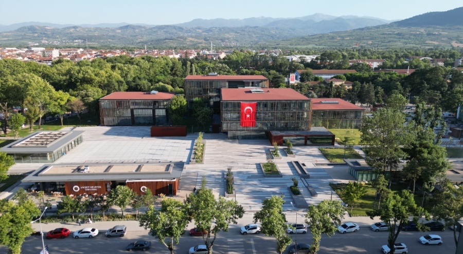 İnegöl'de 457 aileye 2 milyon 285 bin lira ısınma yardımı