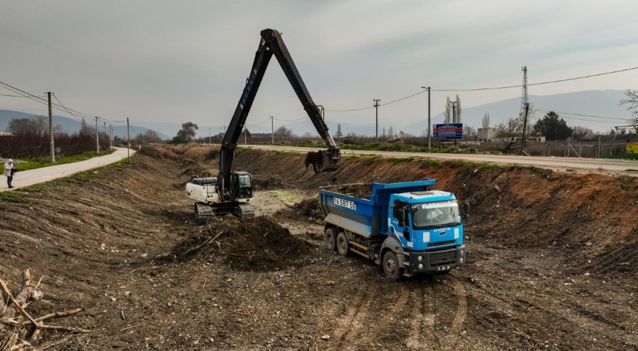 Bursa Büyükşehir'den taşkın ve sel risklerine karşı kapsamlı temizlik seferberliği