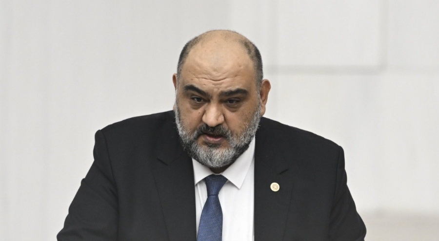 Bursaspor'un 'Leyla Zana' cezasını İYİ Partili vekil ödedi