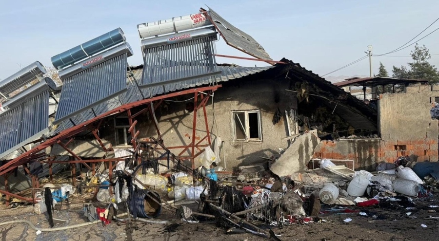 Diyarbakır'da peynir üretim tesisinde patlama