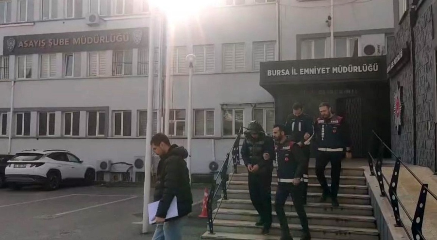 Bursa'da "Adınız FETÖ soruşturmasında" yalanıyla 1,5 milyonluk vurgun