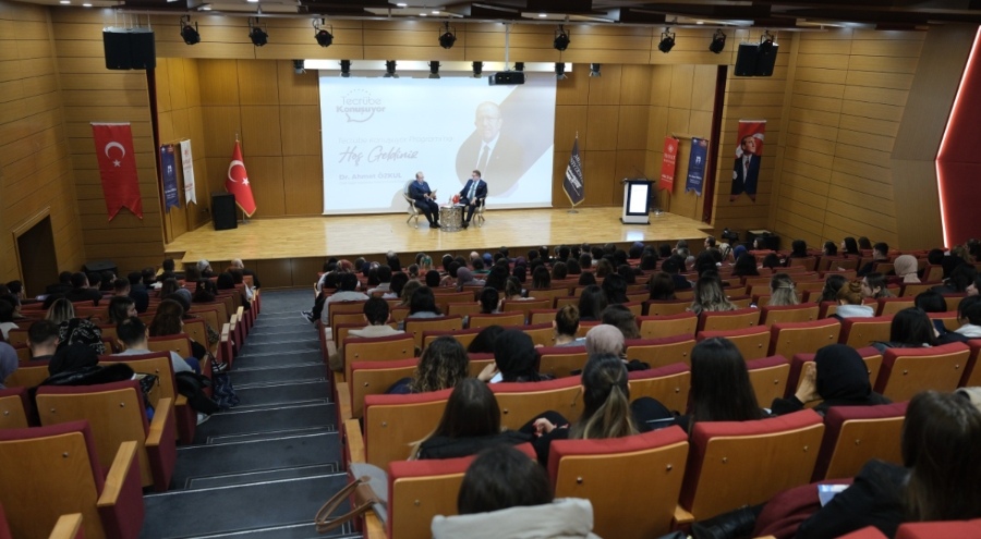 Mudanya Üniversitesi'nde Dr. Ahmet Özkul 'hayat' dersi verdi