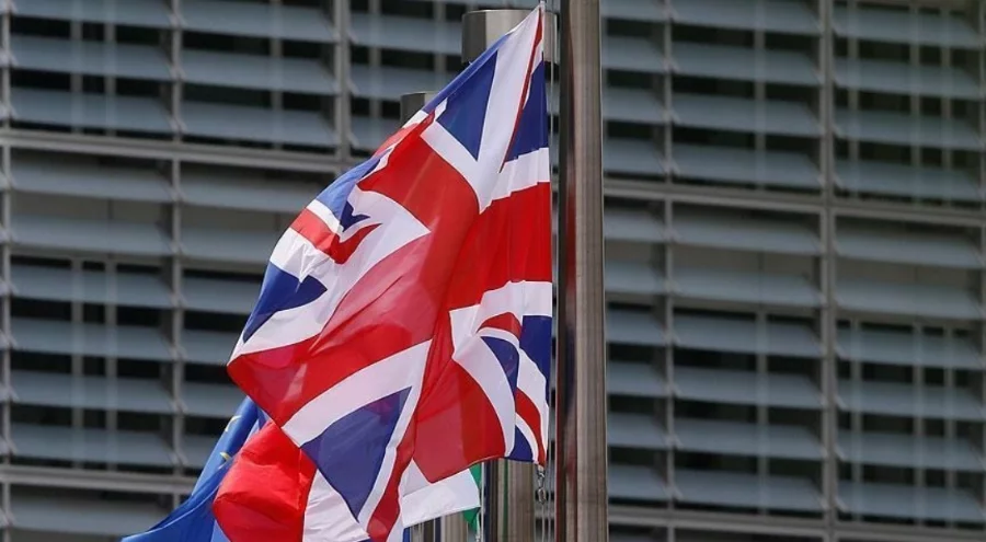 İngiltere'de sağlık sistemi tehlikede! Sağlık çalışanları ülkeyi terk ediyor...