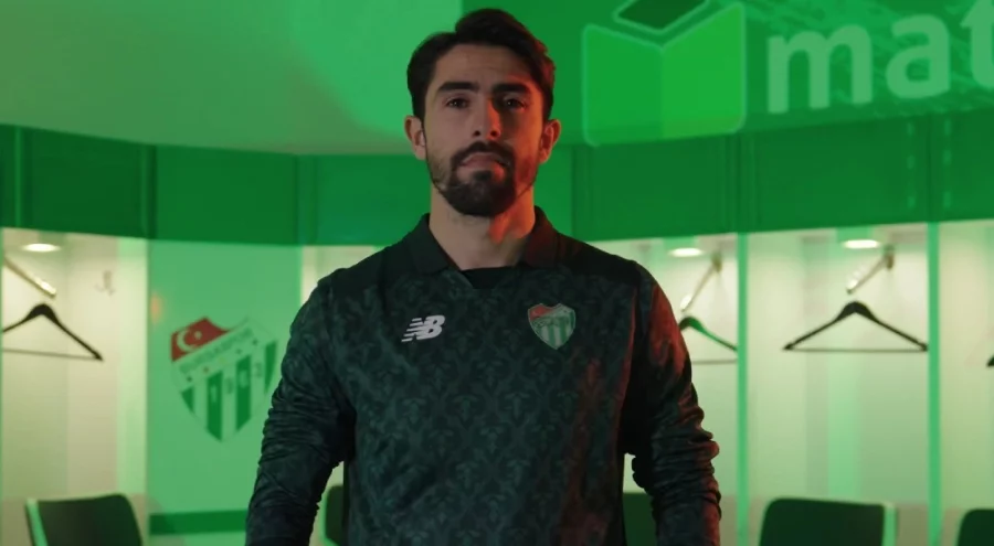 Bursaspor'da yeni transferini duyurdu