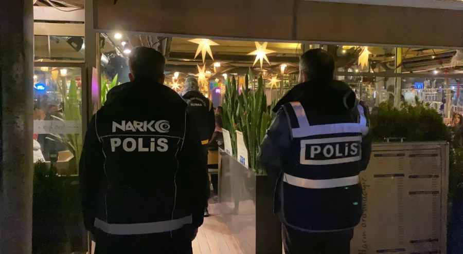 Bursa'da 3 ilçede aranan şahıslar yakalandı!