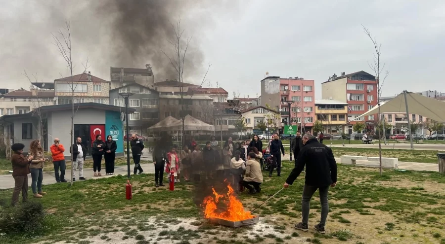 Nilüfer Belediyesi, sivil toplum kuruluşları ile iş birliği yaparak afet bilincini artırıyor